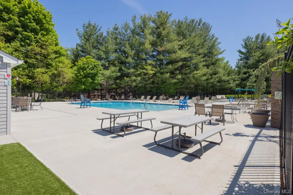 414 Pawnee Court Suffern, NY 10901