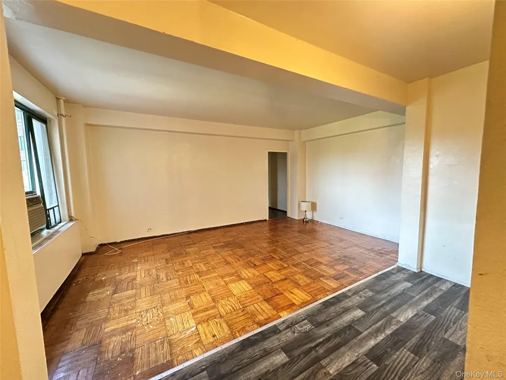 1579 Metropolitan Avenue #6H Bronx, NY 10462