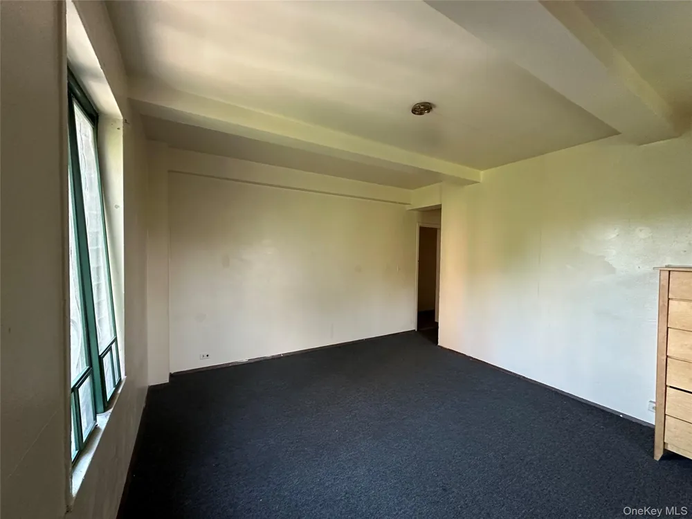 1579 Metropolitan Avenue #6H Bronx, NY 10462