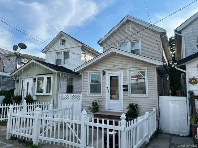 11522 124th Street South Ozone Park, NY 11420