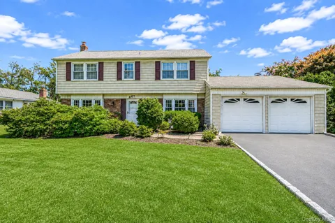 67 Lakeside Avenue