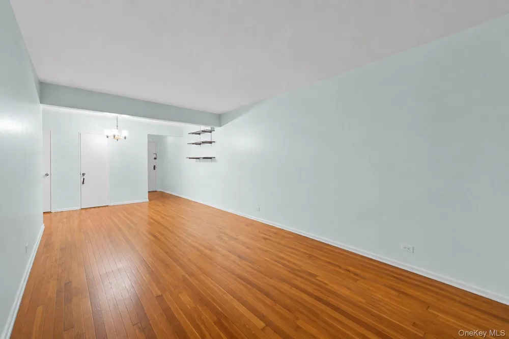 83-85 Woodhaven Boulevard #3R Woodhaven, NY 11421