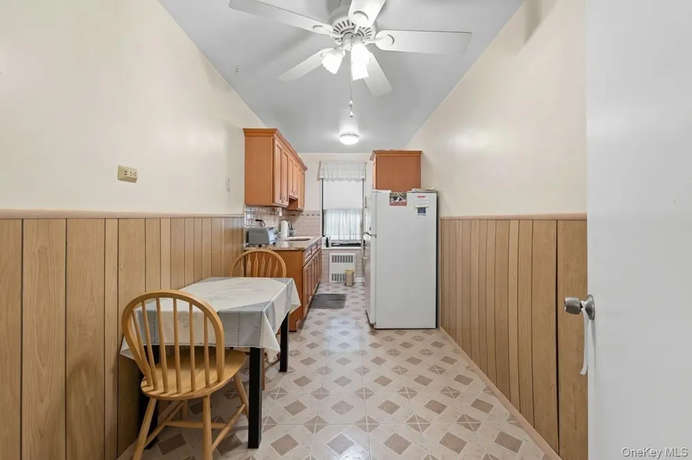 83-85 Woodhaven Boulevard #3R Woodhaven, NY 11421