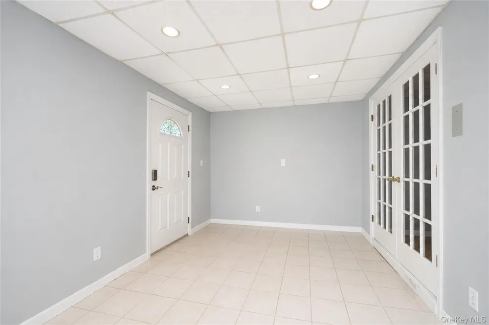 3895 Amboy Road Staten Island, NY 10308