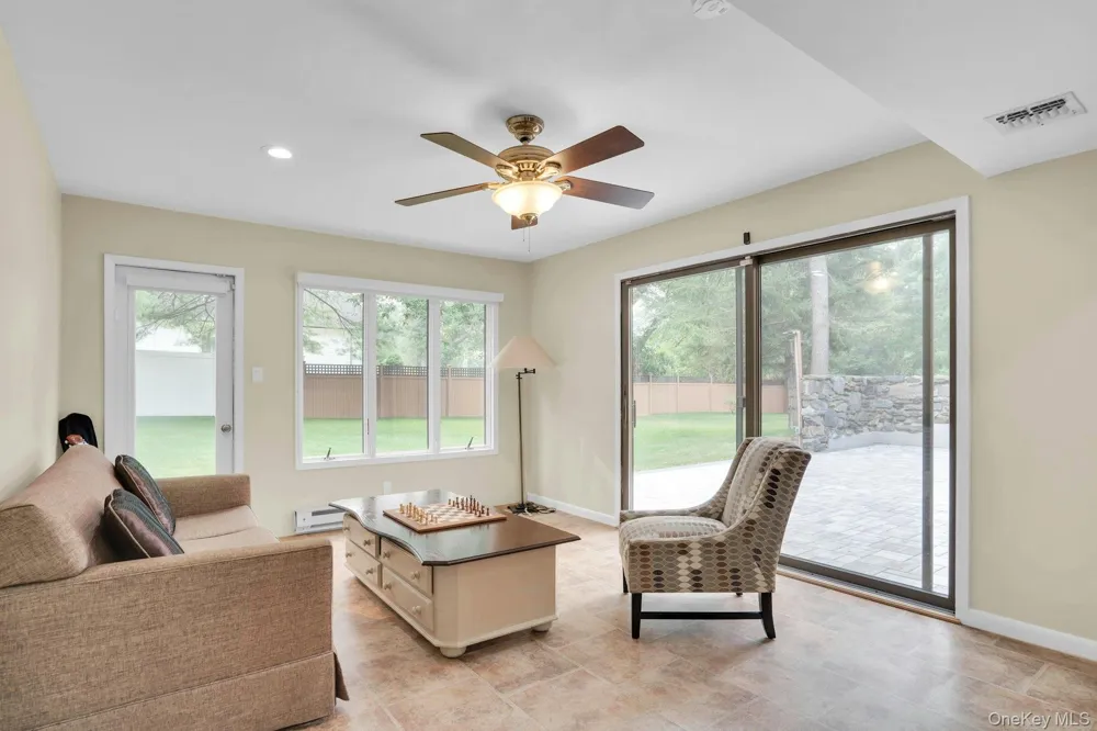 764 Vanderbilt Parkway Dix Hills, NY 11746