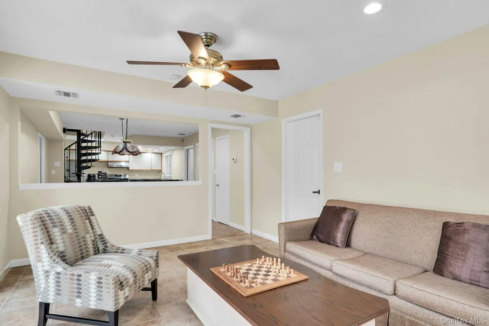 764 Vanderbilt Parkway Dix Hills, NY 11746