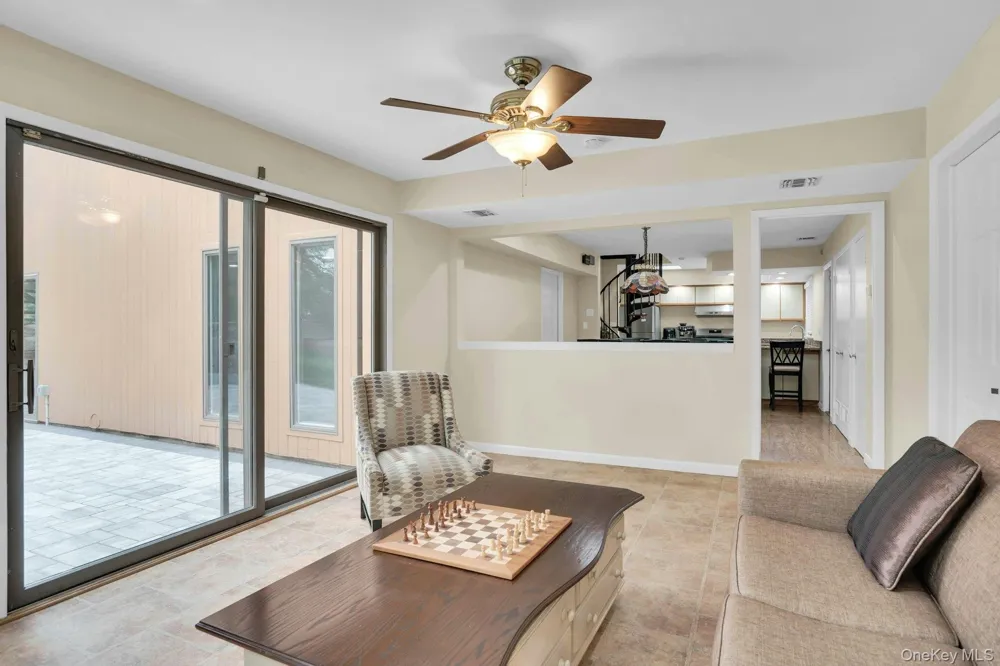 764 Vanderbilt Parkway Dix Hills, NY 11746