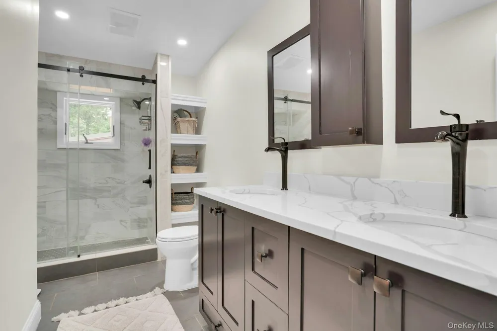 764 Vanderbilt Parkway Dix Hills, NY 11746