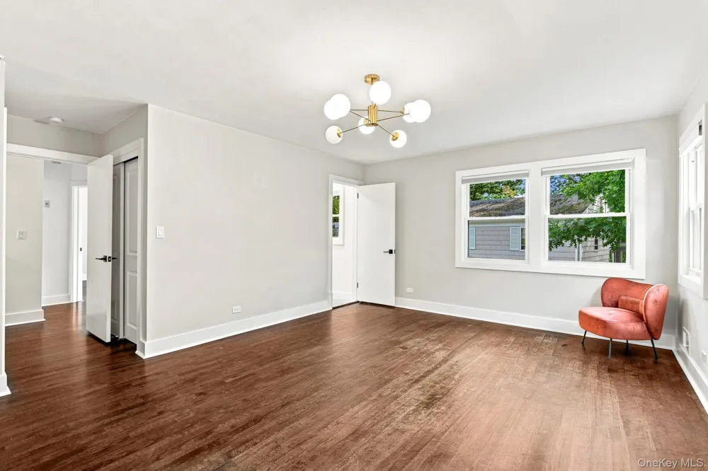 24 Benedict Road Scarsdale, NY 10583
