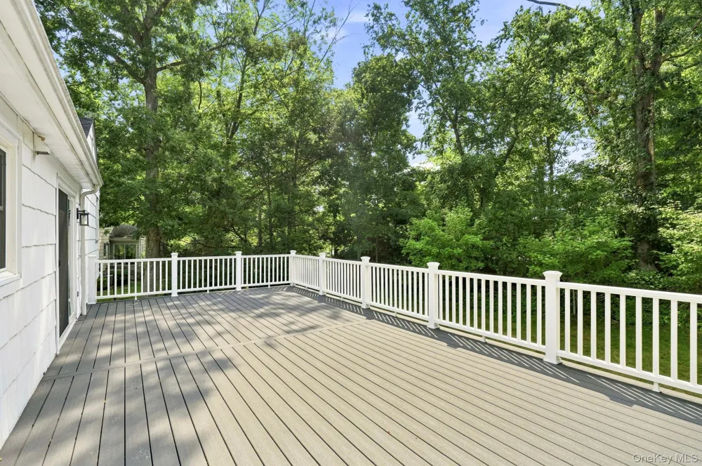 24 Benedict Road Scarsdale, NY 10583
