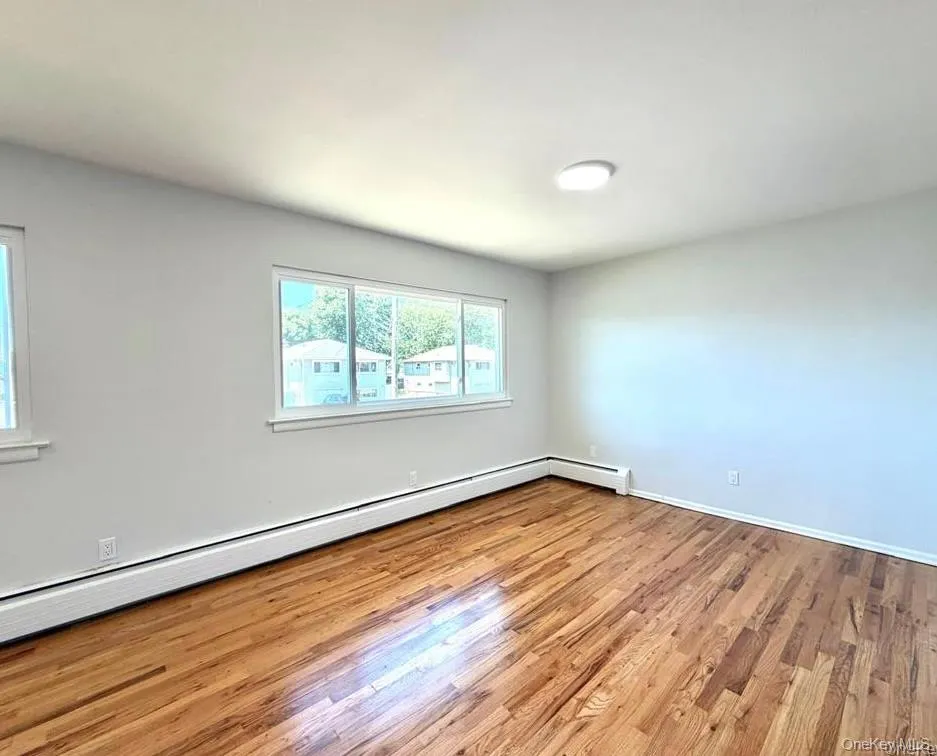 65 Florida Avenue Island Park, NY 11558
