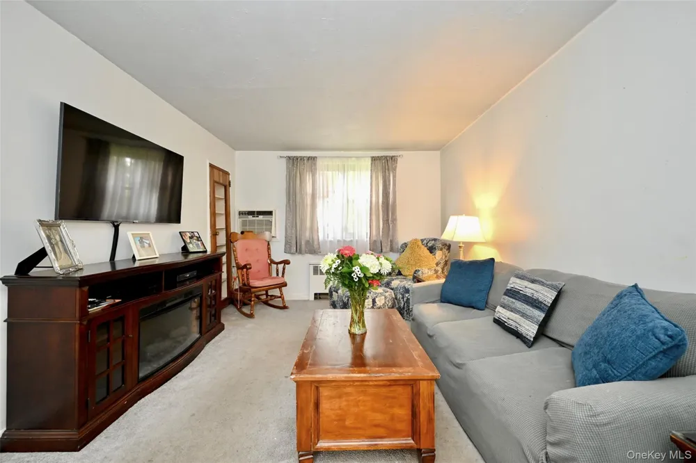 245-12 62 AVENUE #2nd Floor Douglaston, NY 11362