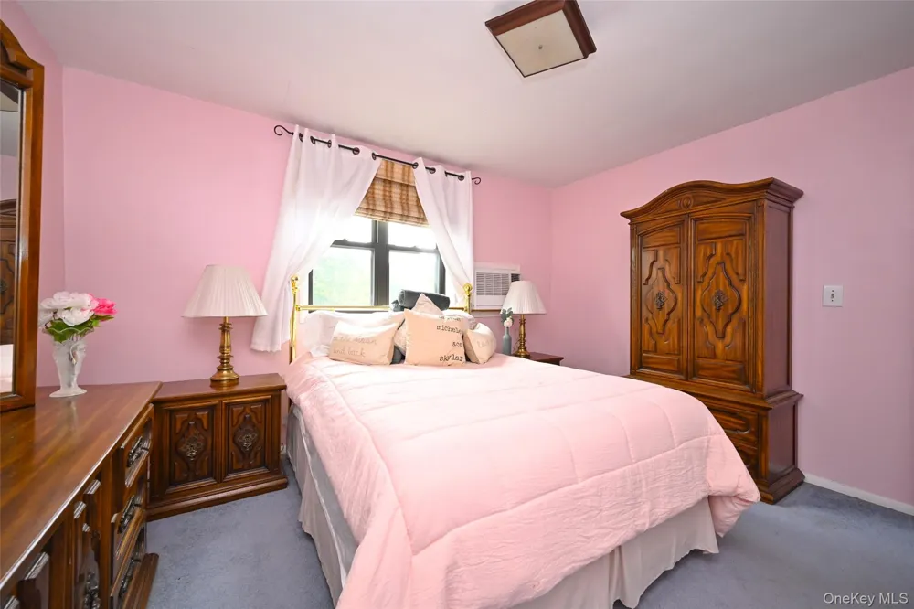 245-12 62 AVENUE #2nd Floor Douglaston, NY 11362