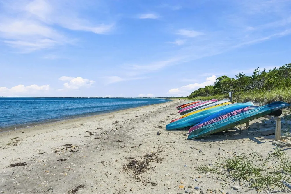 50 Barnes Hole Road East Hampton, NY 11937