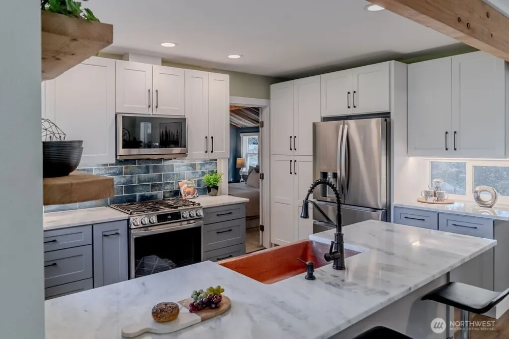 23425 SE 440th Street Enumclaw, WA 98022
