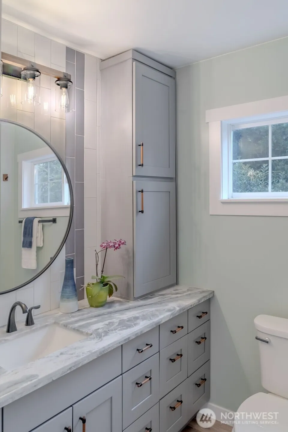 23425 SE 440th Street Enumclaw, WA 98022