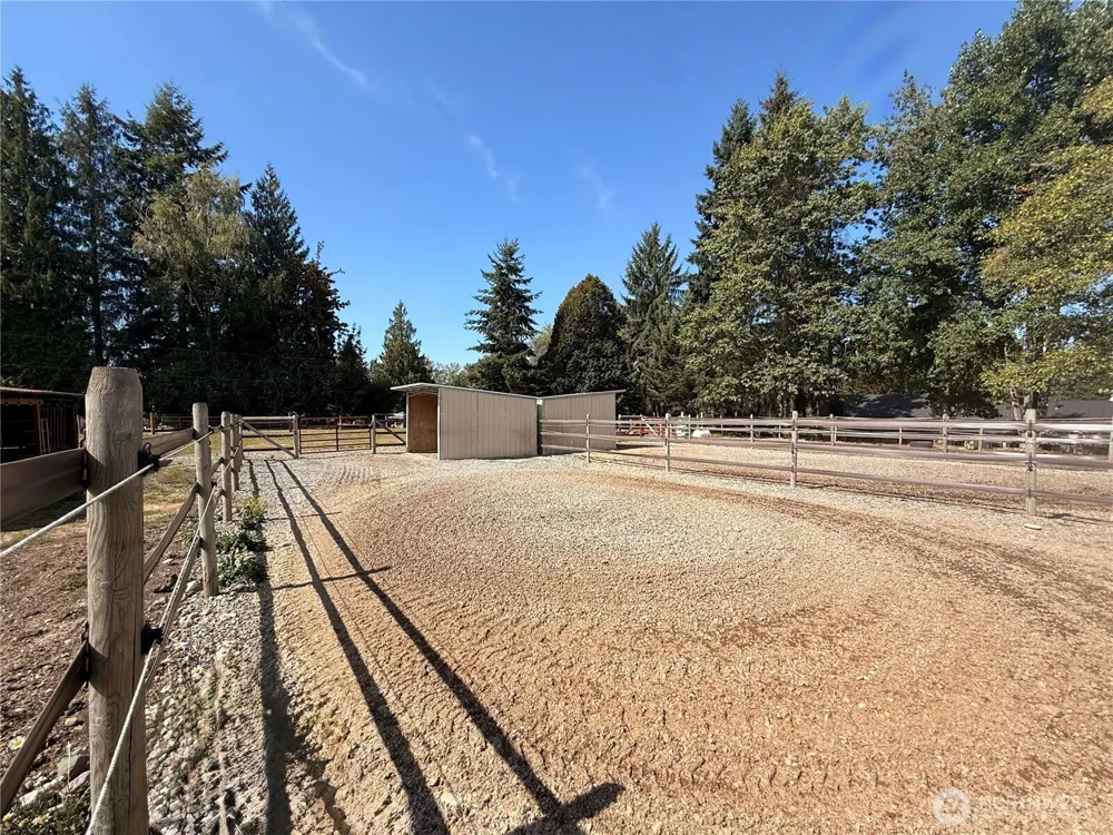 23425 SE 440th Street Enumclaw, WA 98022