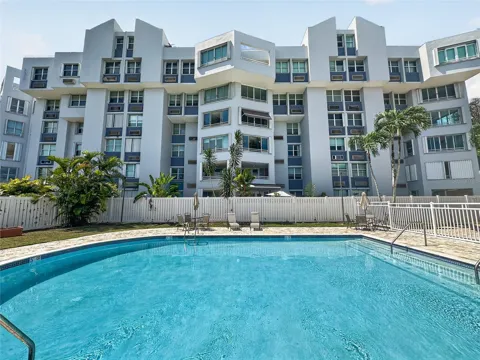 833 CONDOMINIO LINCOLN PARK #Apt 7H