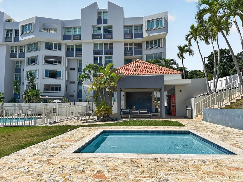 833 CONDOMINIO LINCOLN PARK #Apt 7H Guaynabo, PR 00969