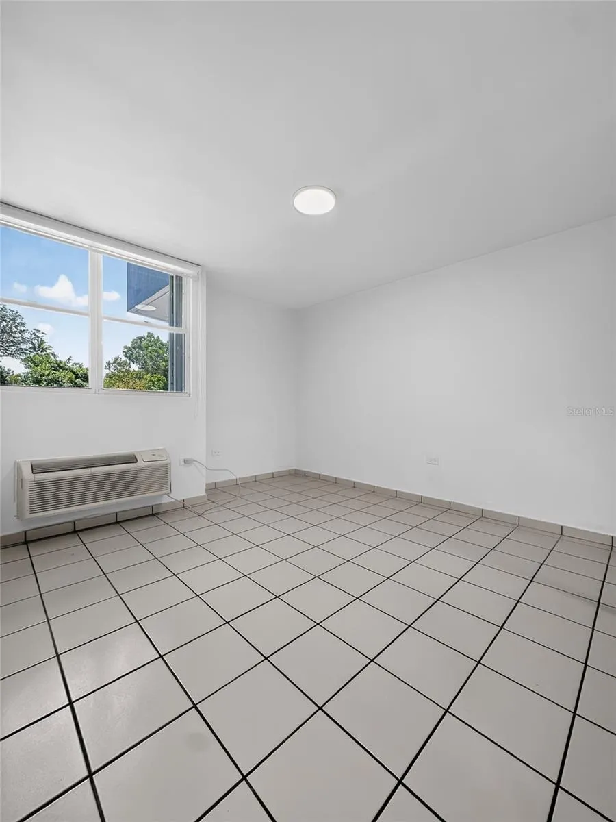 833 CONDOMINIO LINCOLN PARK #Apt 7H Guaynabo, PR 00969
