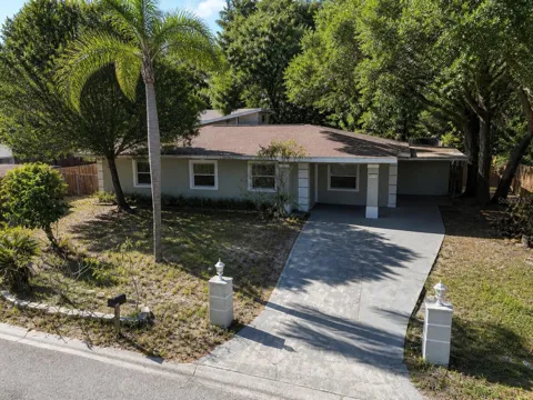 8618 GRANDVIEW DRIVE