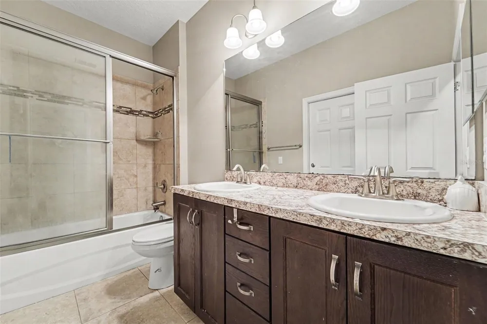 13144 LAUREL CREST COURT Grand Island, FL 32735