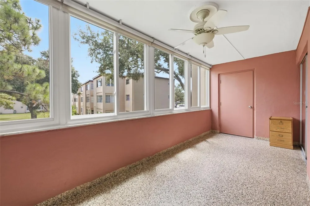 9940 47TH AVENUE #216 St Petersburg, FL 33708