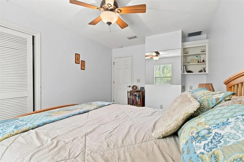 1555 ROWE LANE Deland, FL 32720