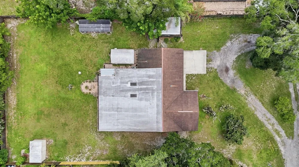 1555 ROWE LANE Deland, FL 32720