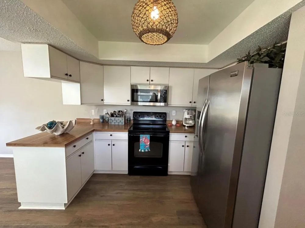 3312 VIVIENDA BOULEVARD Bradenton, FL 34207