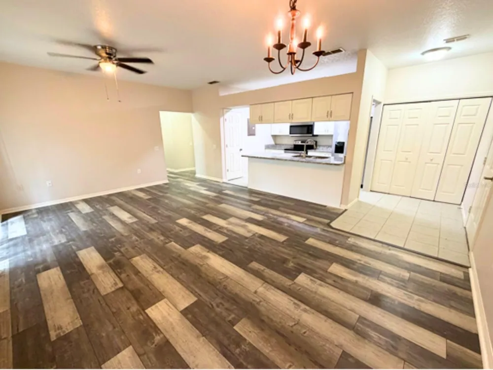 1001 EAGLE POND DRIVE Winter Haven, FL 33884