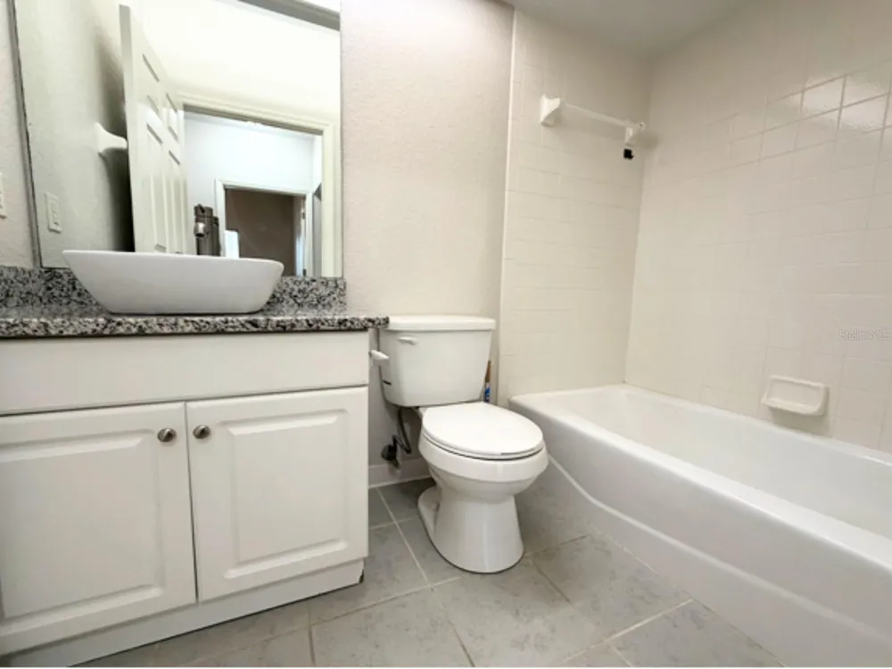 1001 EAGLE POND DRIVE Winter Haven, FL 33884