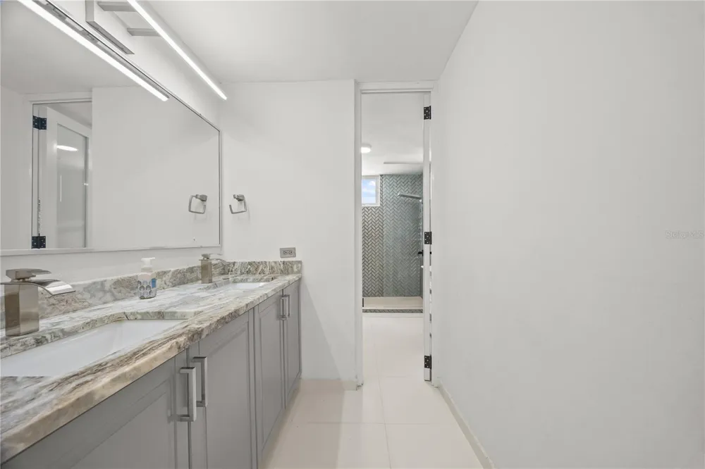 K2 URB. EL VALLE, LOS PRADOS Caguas, PR 00727
