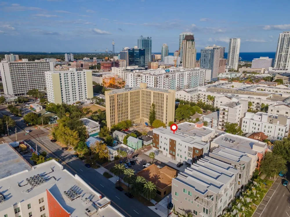 372 6TH STREET S #12 St Petersburg, FL 33701