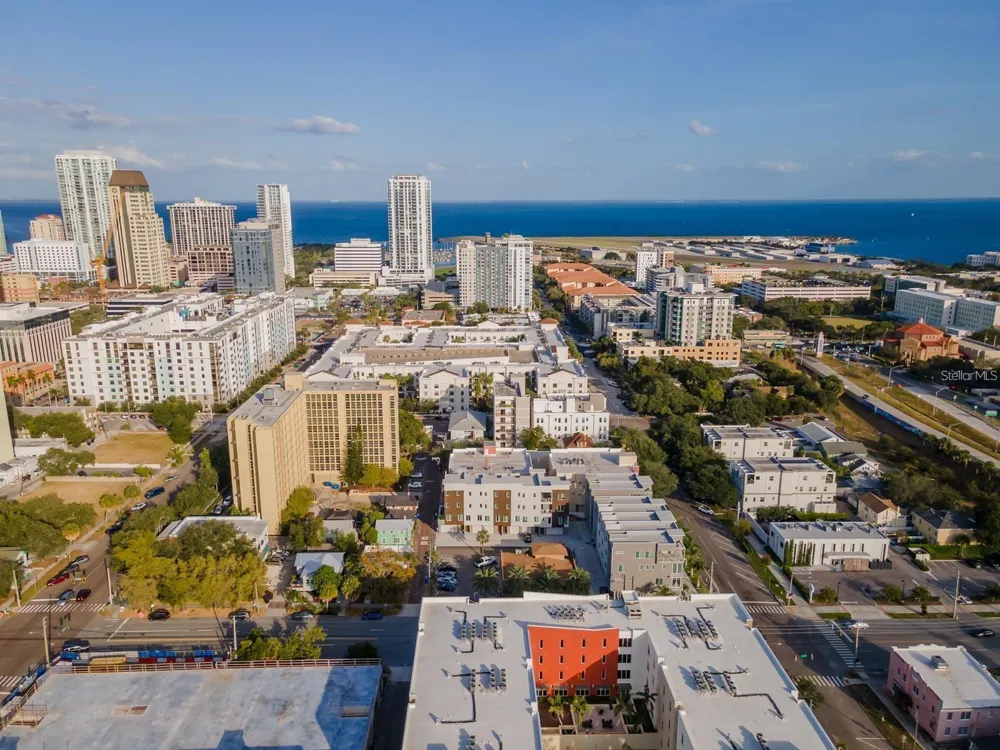 372 6TH STREET S #12 St Petersburg, FL 33701