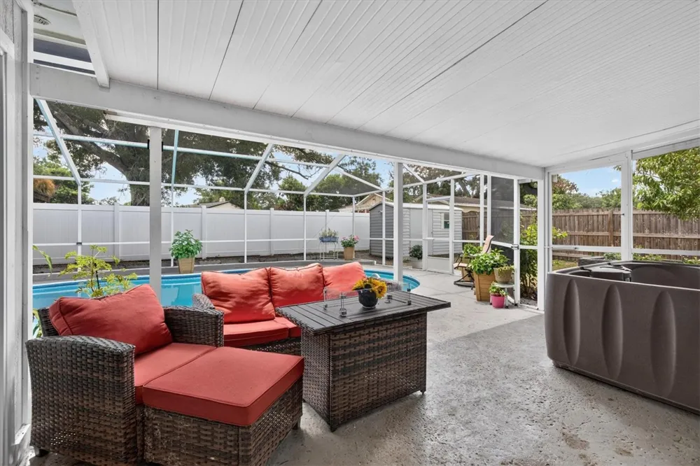 508 COCOPLUM DRIVE Seffner, FL 33584
