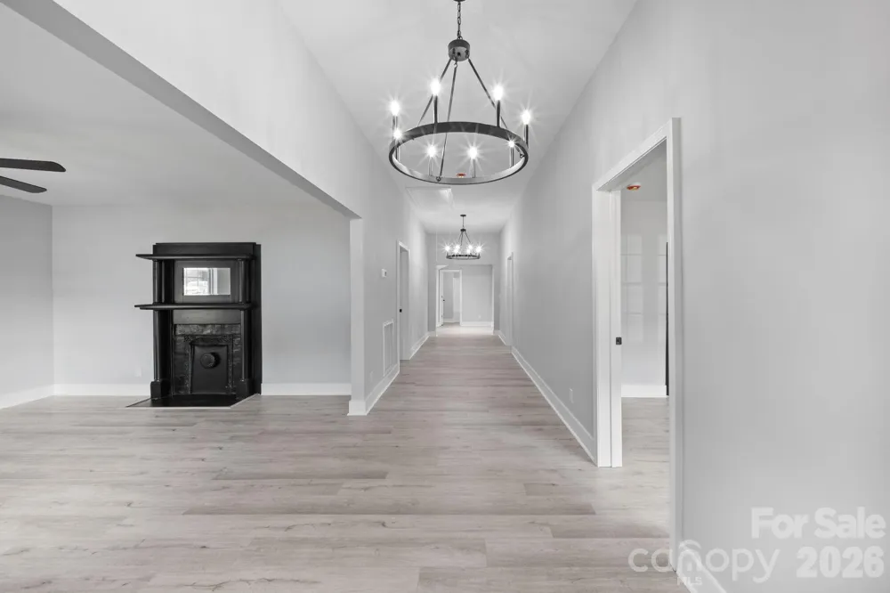 807 Walnut Street Kannapolis, NC 28081