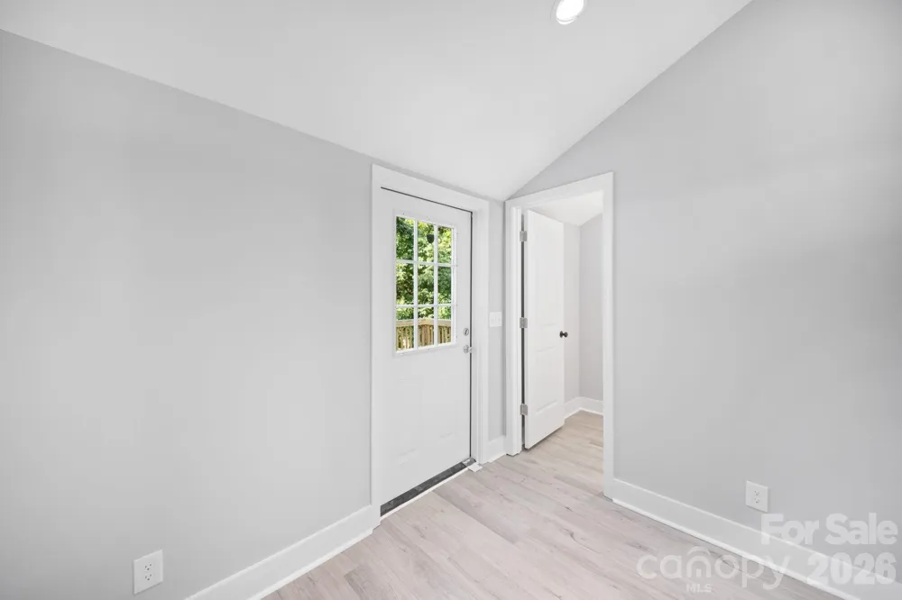 807 Walnut Street Kannapolis, NC 28081