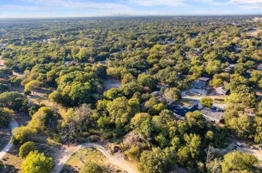7830 Doak Street Dallas, TX 75217