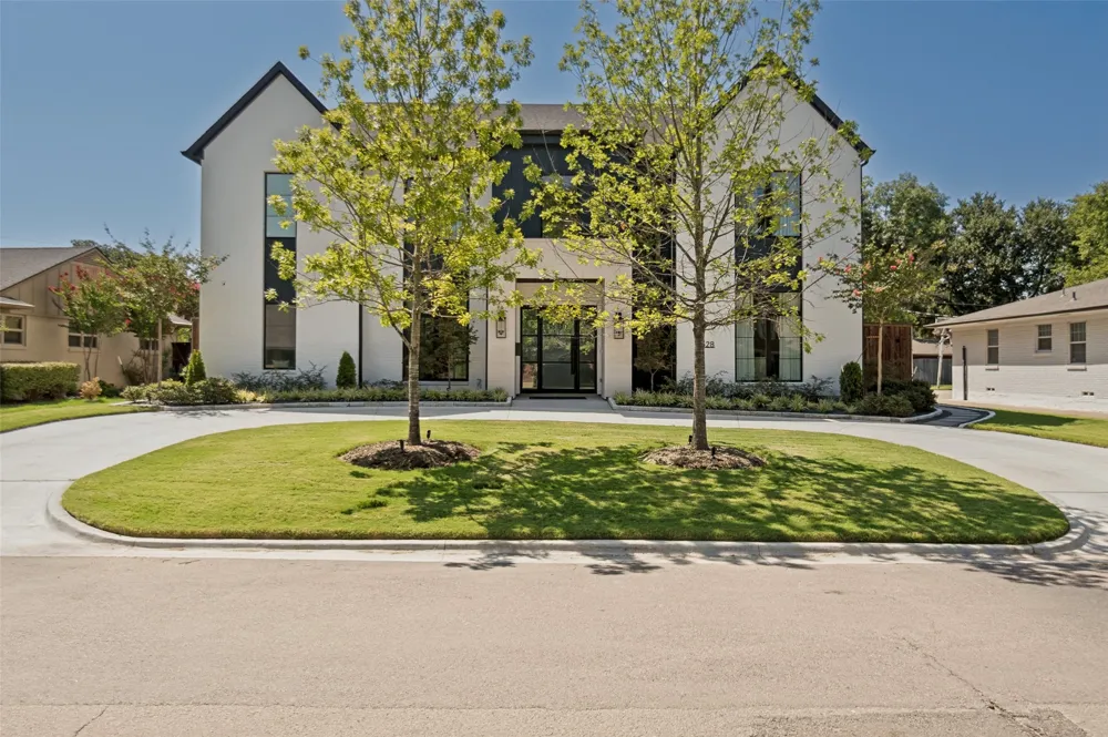 3528 Norcross Lane Dallas, TX 75229