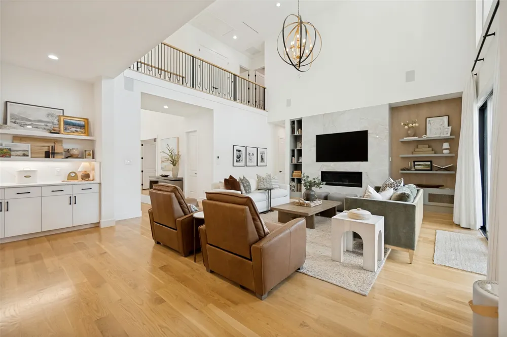 3528 Norcross Lane Dallas, TX 75229