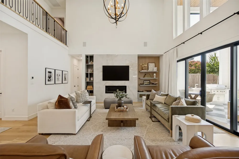 3528 Norcross Lane Dallas, TX 75229