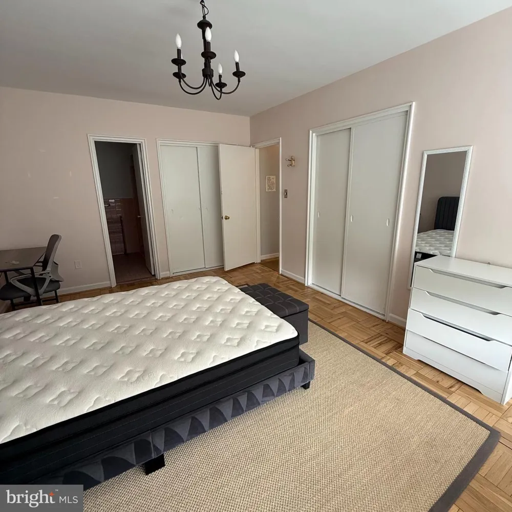 4301 MASSACHUSETTS AVENUE NW #2009 Washington, DC 20016