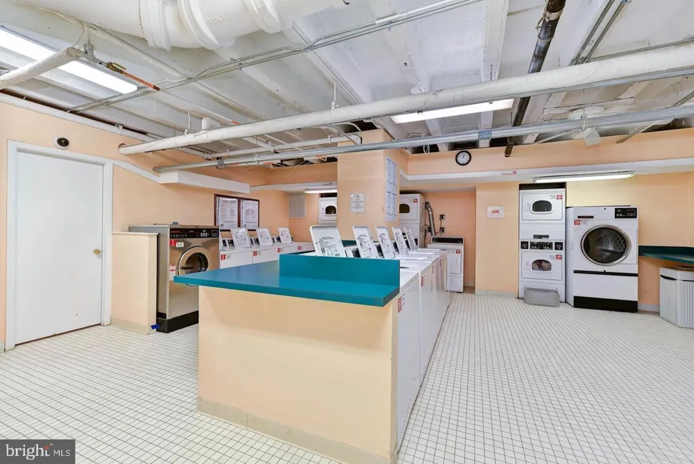 4301 MASSACHUSETTS AVENUE NW #2009 Washington, DC 20016