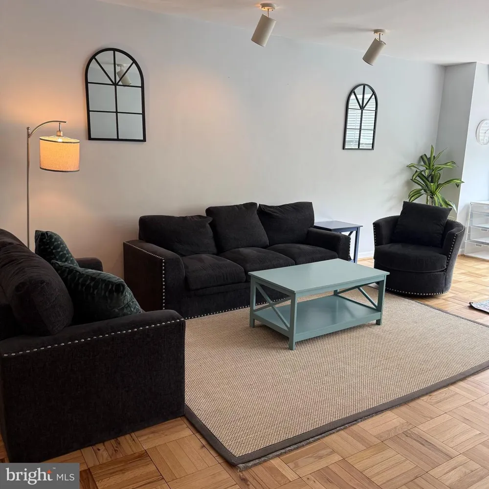 4301 MASSACHUSETTS AVENUE NW #2009 Washington, DC 20016