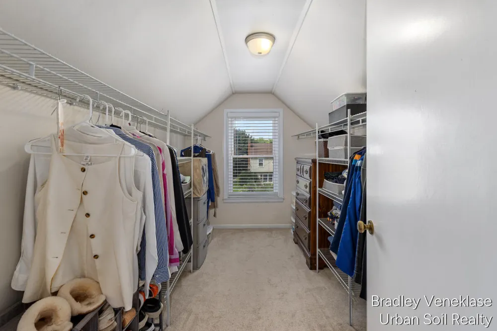 1336 Philadelphia Avenue SE Grand Rapids, MI 49506