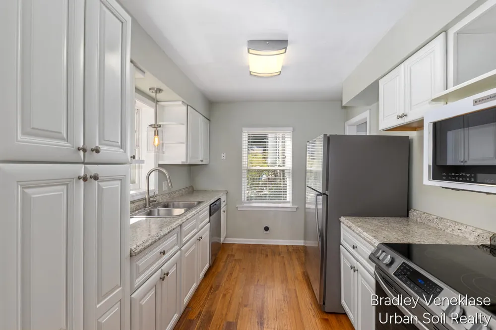 1336 Philadelphia Avenue SE Grand Rapids, MI 49506