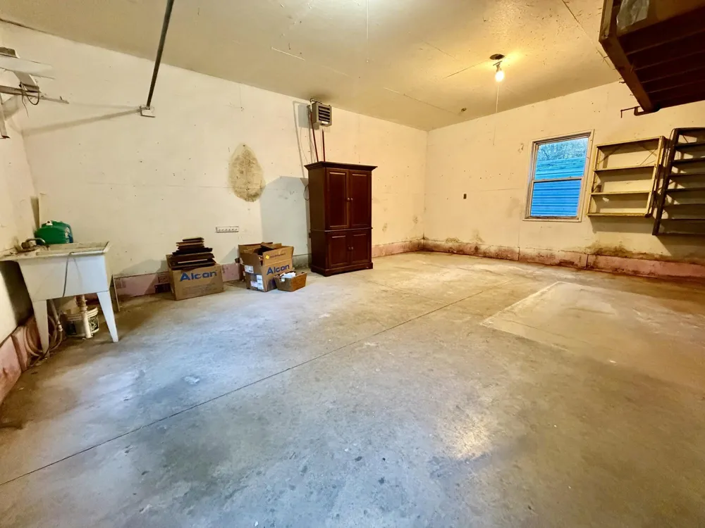 8463 Gibson Road Whitehall, MI 49461