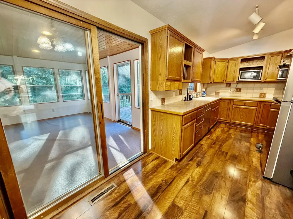 8463 Gibson Road Whitehall, MI 49461