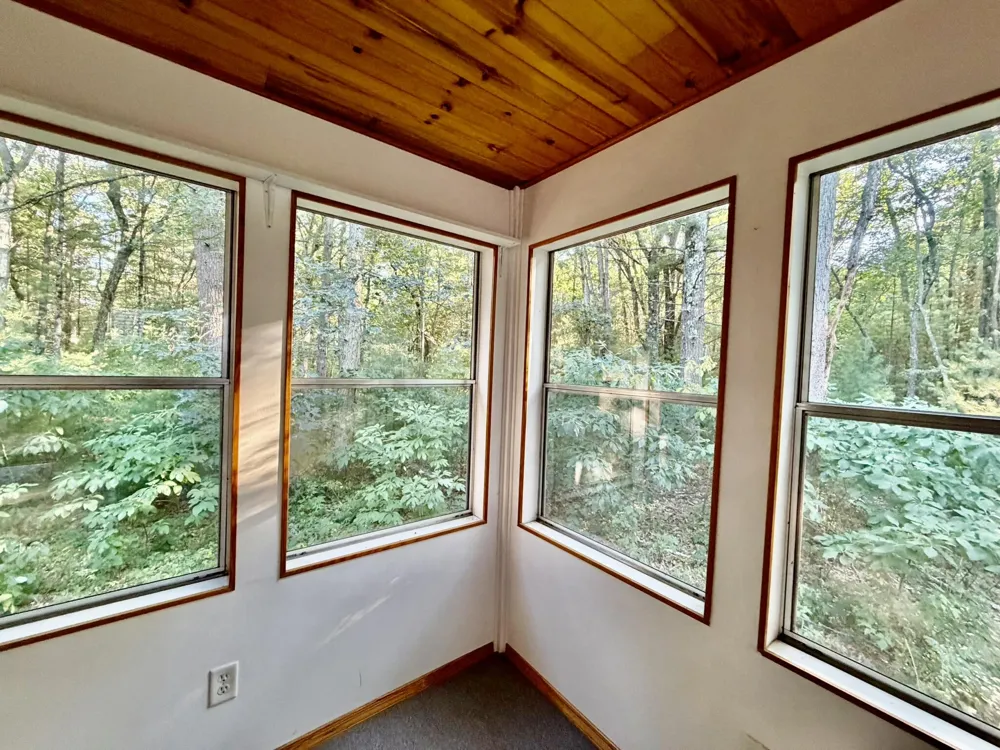 8463 Gibson Road Whitehall, MI 49461